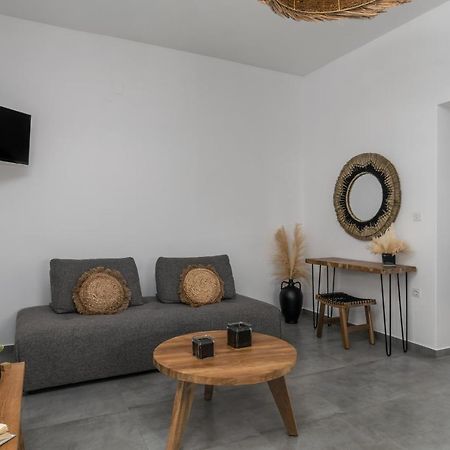 Kallia'S Suites Milos Adámas Eksteriør bilde